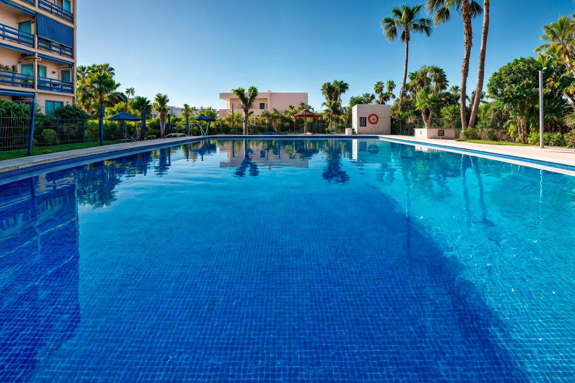 Estudio En Torremolinos Con Piscina Buitenkant foto